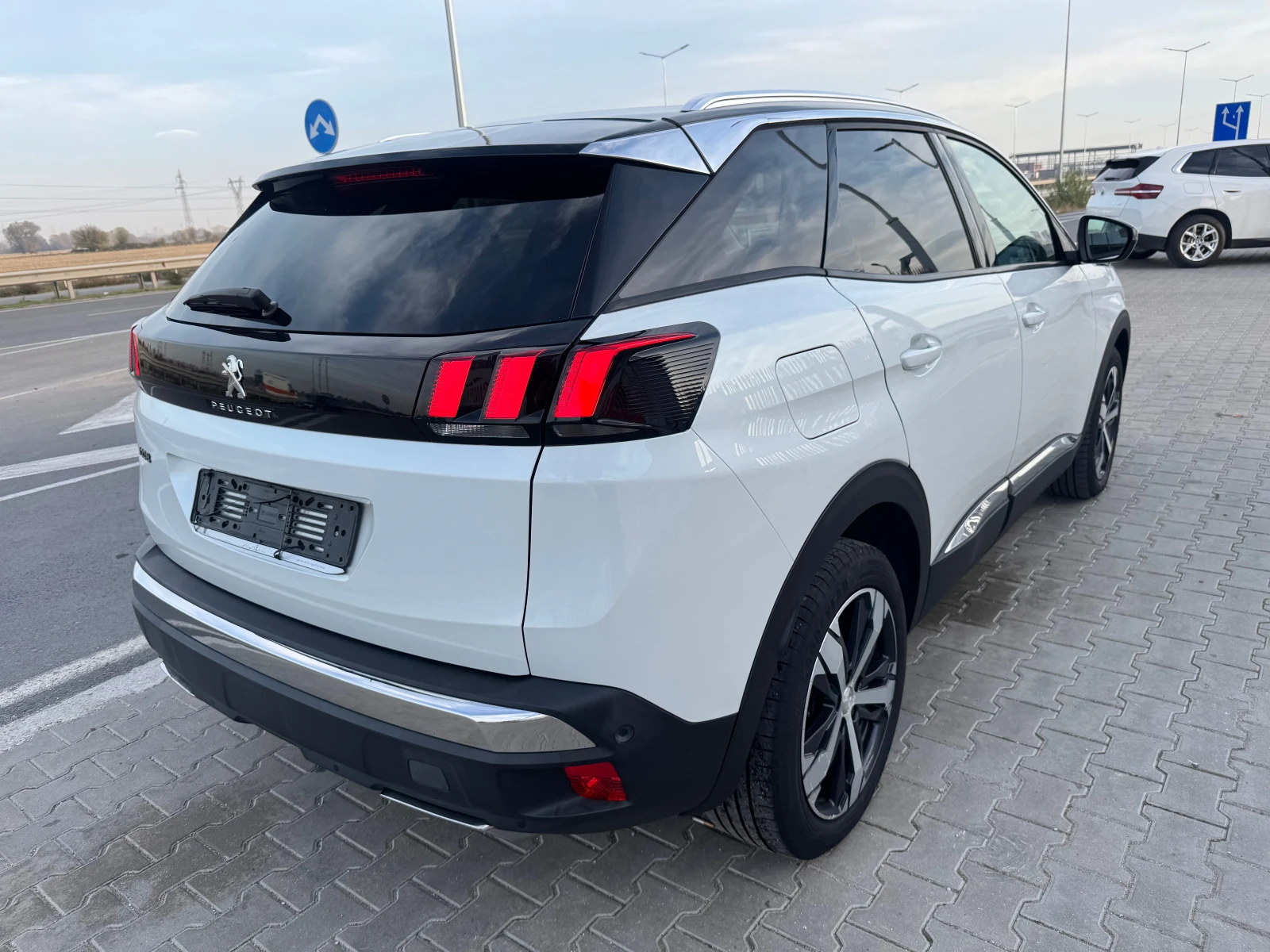Peugeot 3008 1.6 HDI Automat, снимка 6 - Автомобили и джипове - 54138795