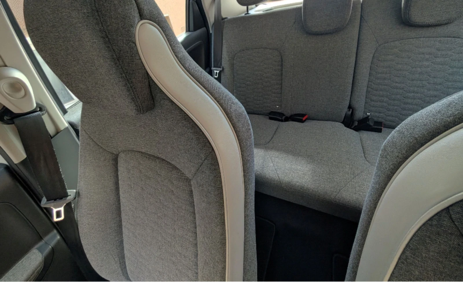 Renault Zoe 52kWh_Intens_R135_CCS_24хил.км_SoH96%Серт.Ful.Extr, снимка 4 - Автомобили и джипове - 54180401