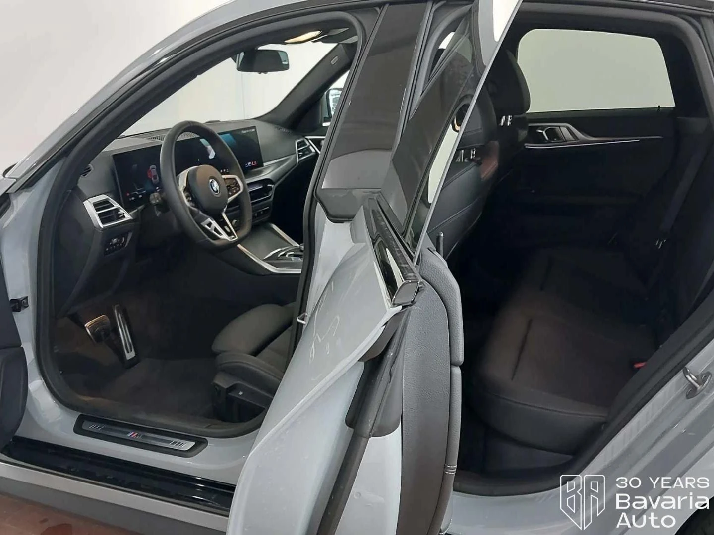 BMW i4 40 eDrive Gran Coupe M Sport Paket, снимка 5 - Автомобили и джипове - 54345043