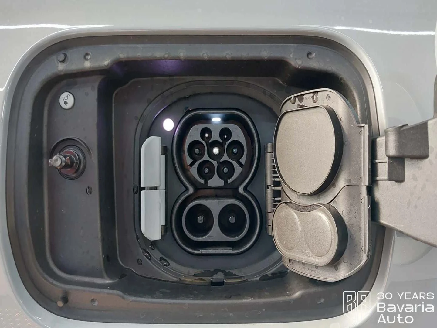 BMW i4 40 eDrive Gran Coupe M Sport Paket, снимка 12 - Автомобили и джипове - 54345043