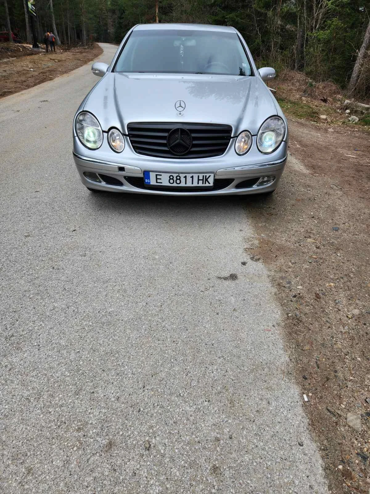 Mercedes-Benz 220