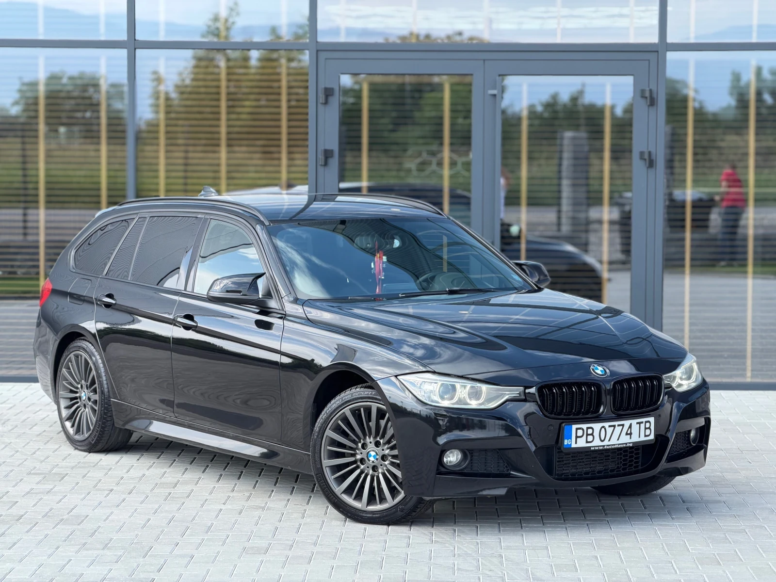 BMW 320