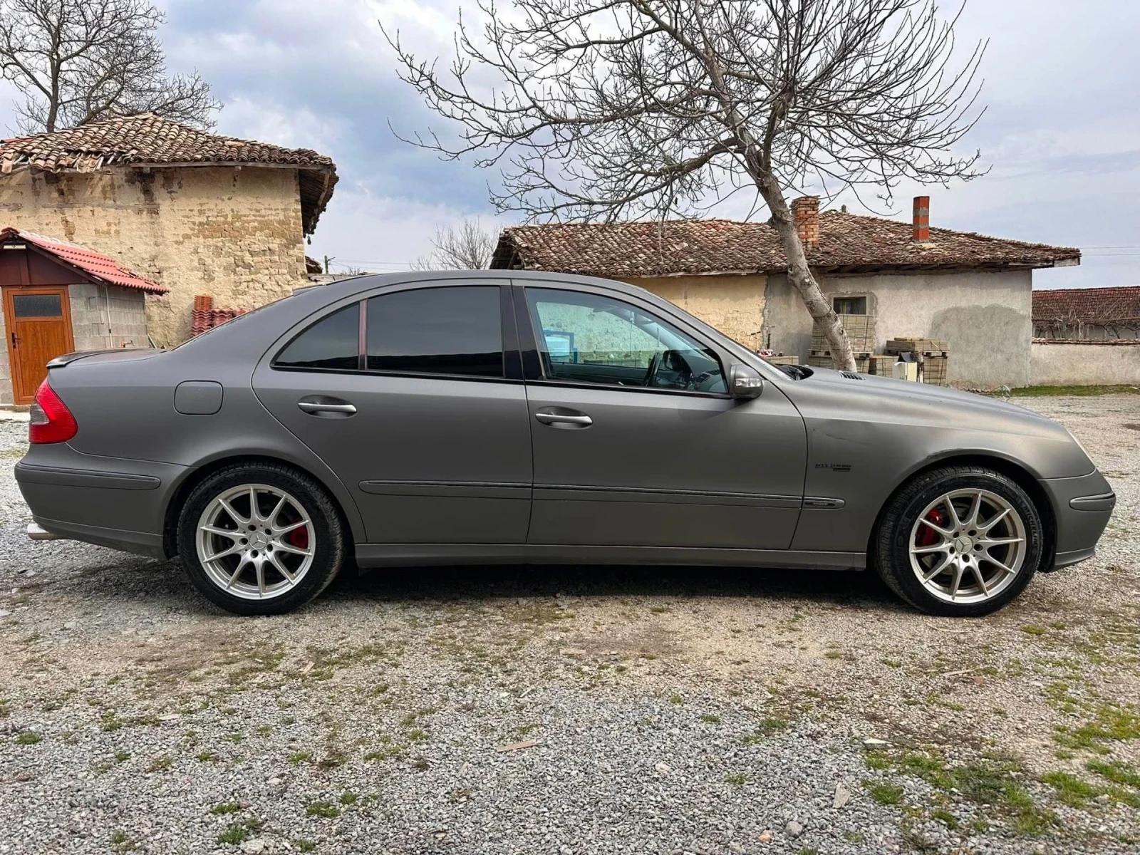 Mercedes-Benz E 320 3.2CDI R6, снимка 4 - Автомобили и джипове - 55355422