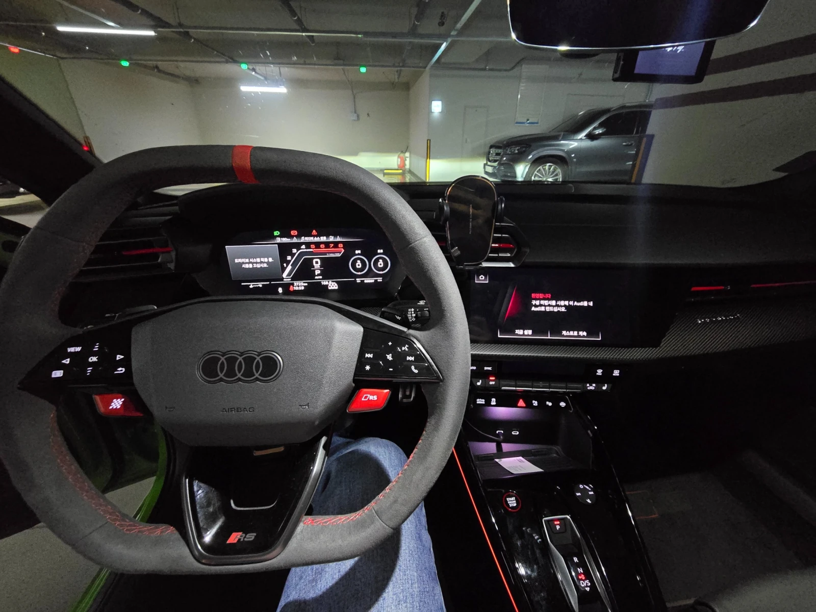 Audi Rs3 ЕЛ. БАГАЖНИК* BLIND SPOT* 360* ЛЮК* КРАЙНА ЦЕНА, снимка 5 - Автомобили и джипове - 55378922