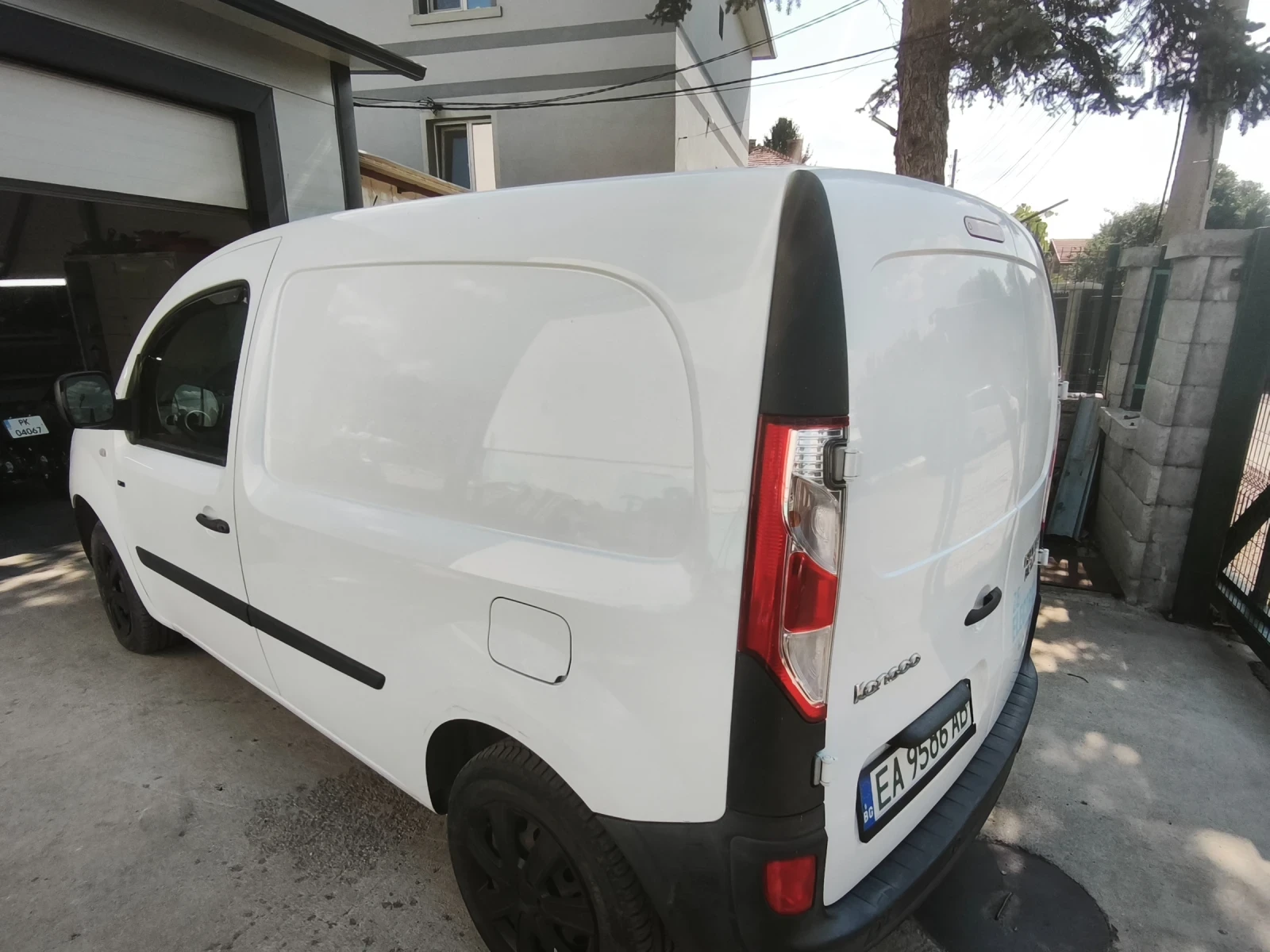 Renault Kangoo 33 kw., снимка 4 - Автомобили и джипове - 55575987