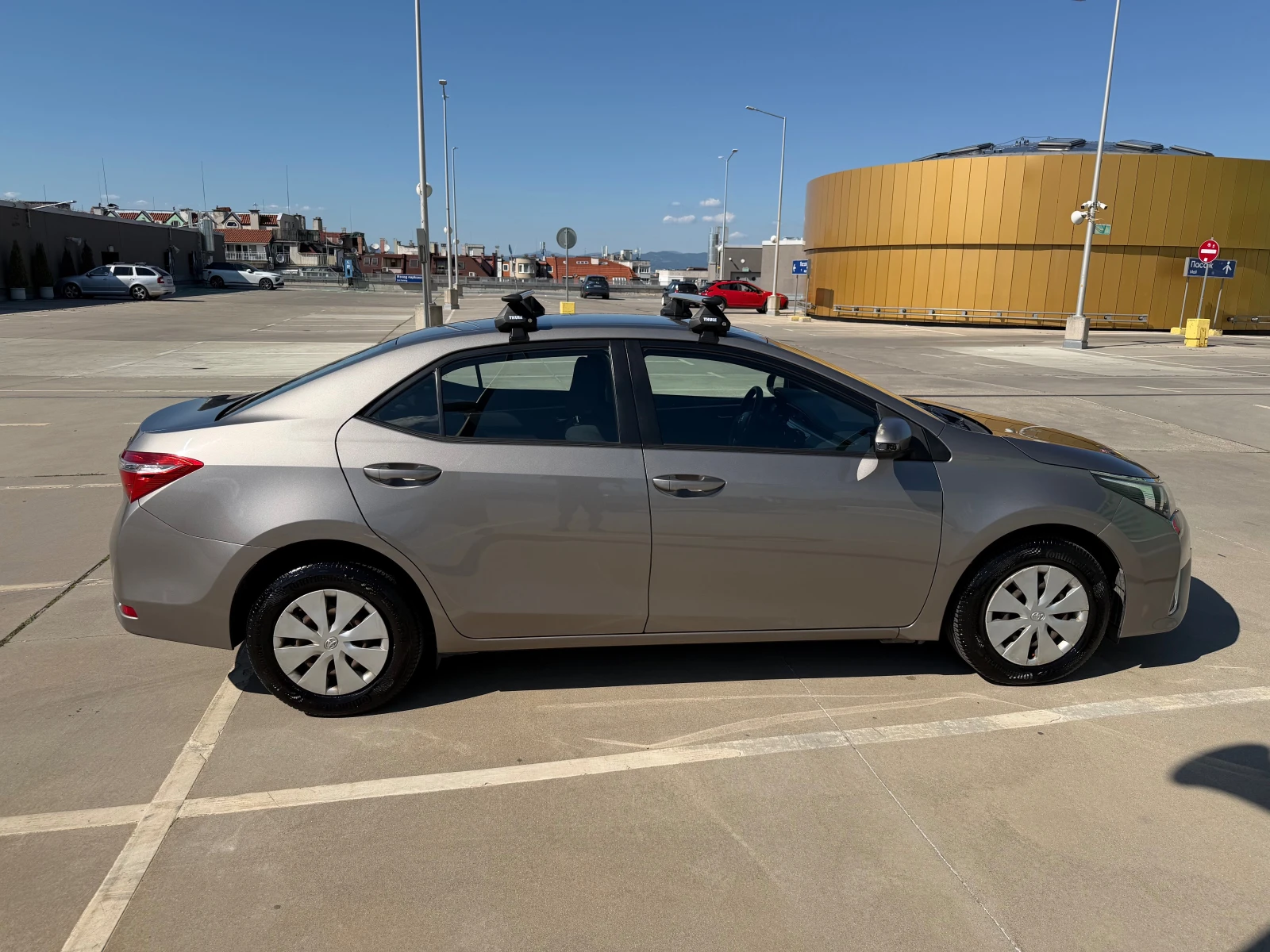 Toyota Corolla 1.33, снимка 7 - Автомобили и джипове - 55604035