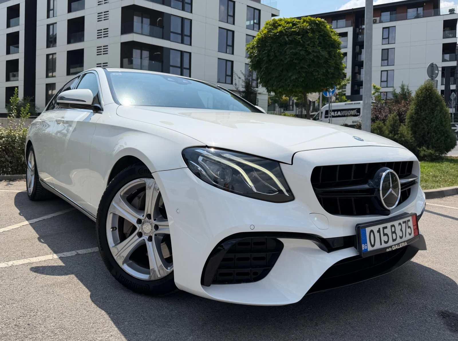 Mercedes-Benz E 350 AMG* DISTRONIG* ДИГИТАЛНО ТАБЛО* ВСИЧКИ ЕКСТРИ, снимка 5 - Автомобили и джипове - 55661239