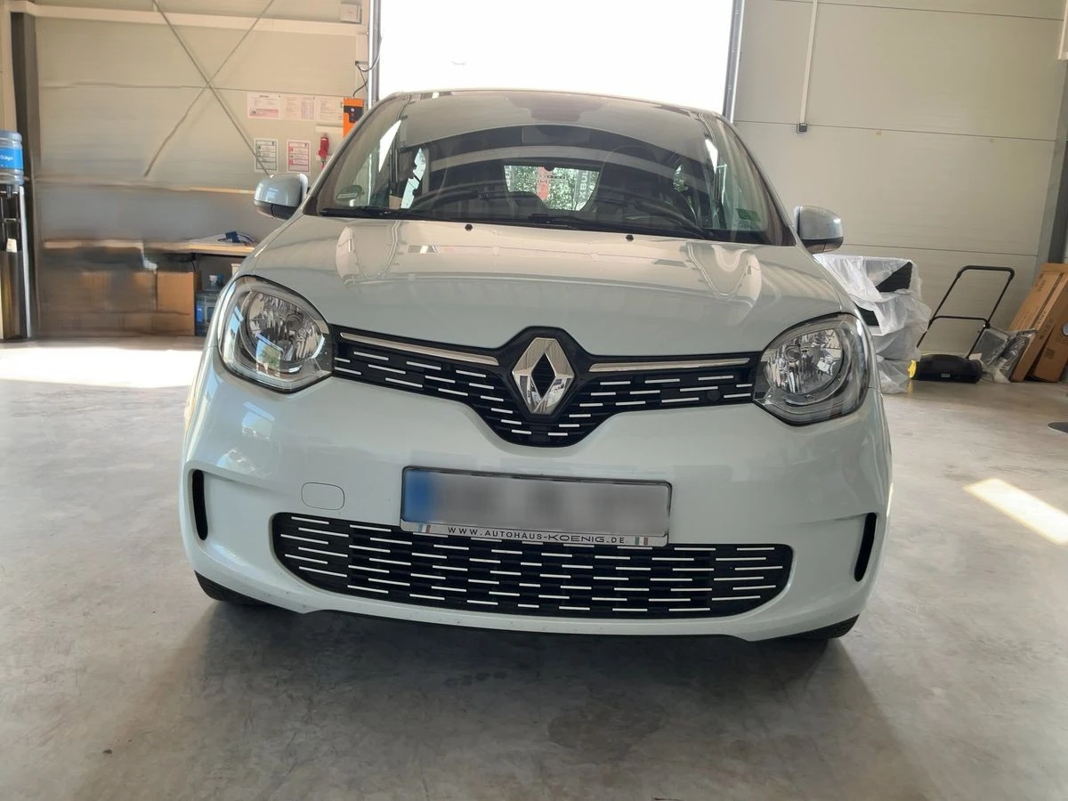 Renault Twingo  Vibes Edition, снимка 2 - Автомобили и джипове - 55784328