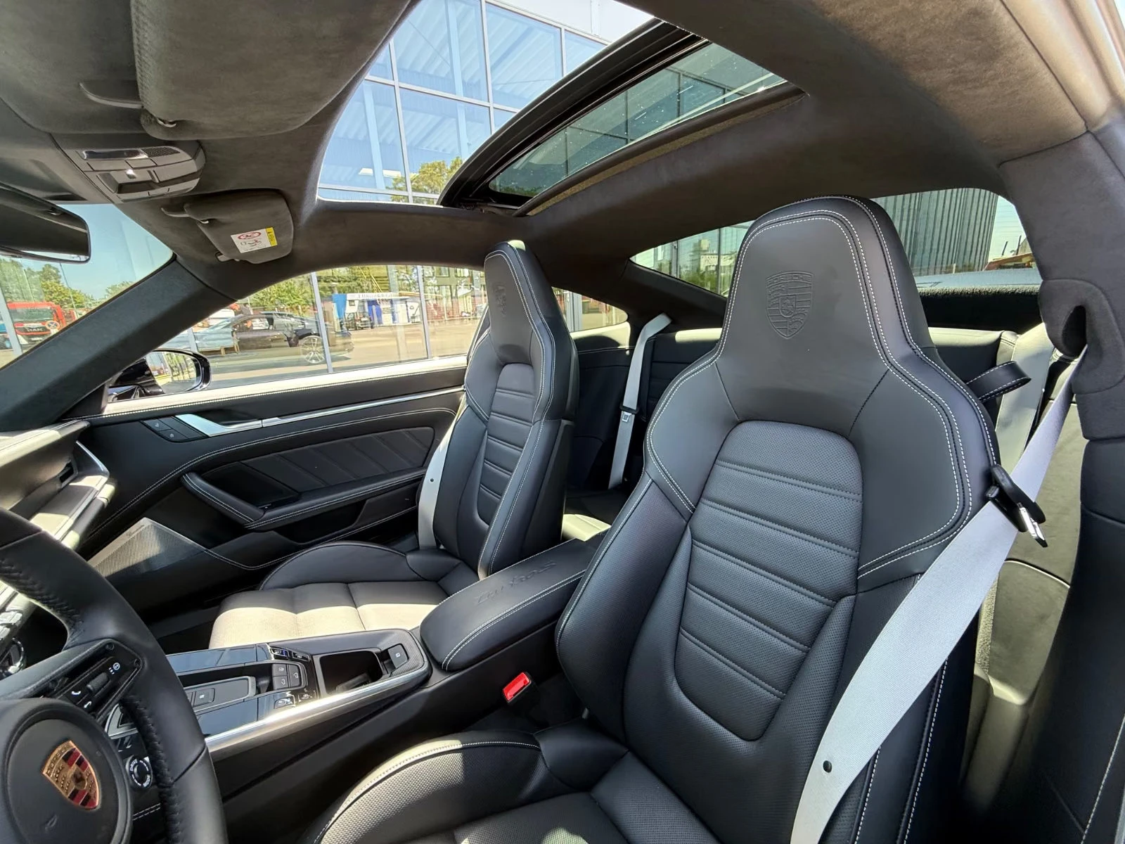 Porsche 911 992/TURBO S/360/PANO/LIFT/1HAND/CHRONO/839z, снимка 11 - Автомобили и джипове - 55802584