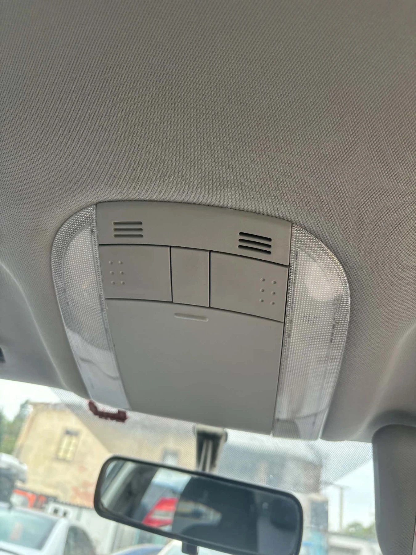 Toyota Auris Hybrid , снимка 10 - Автомобили и джипове - 55932069