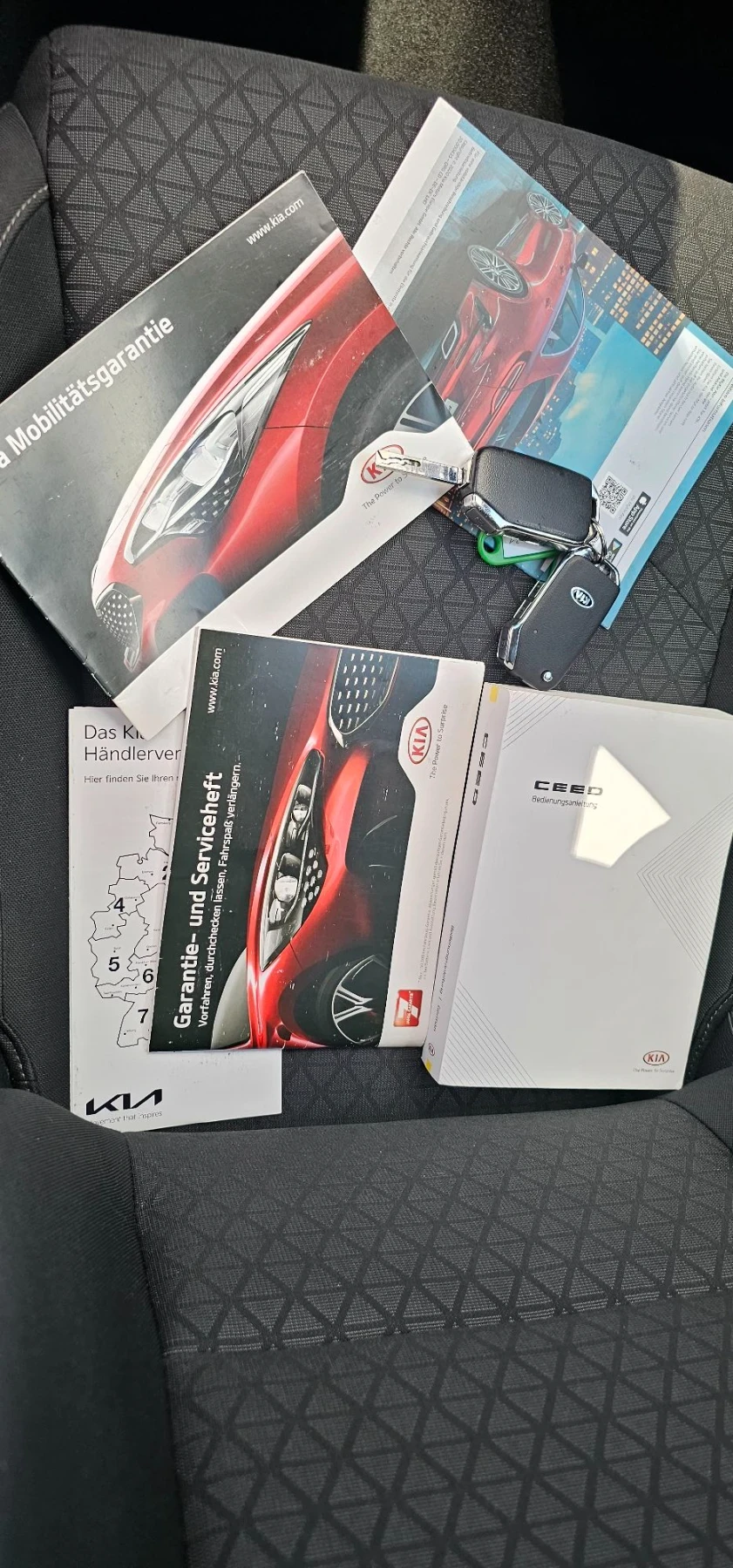 Kia Ceed 1.6 Dinamic drive AVTOMAT , снимка 12 - Автомобили и джипове - 55956988