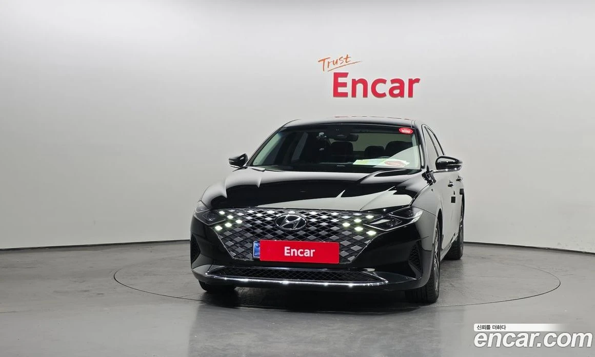 Hyundai Grandeur 2.5 Premium Choice, снимка 3 - Автомобили и джипове - 56024659