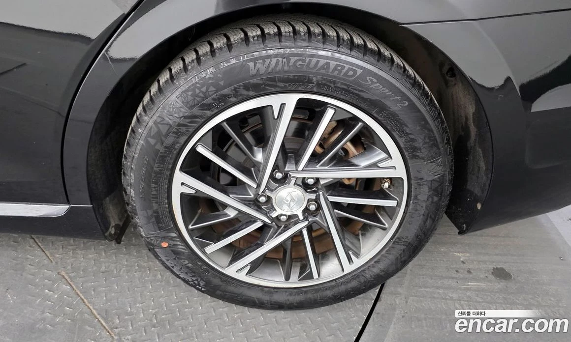 Hyundai Grandeur 2.5 Premium Choice, снимка 5 - Автомобили и джипове - 56024659