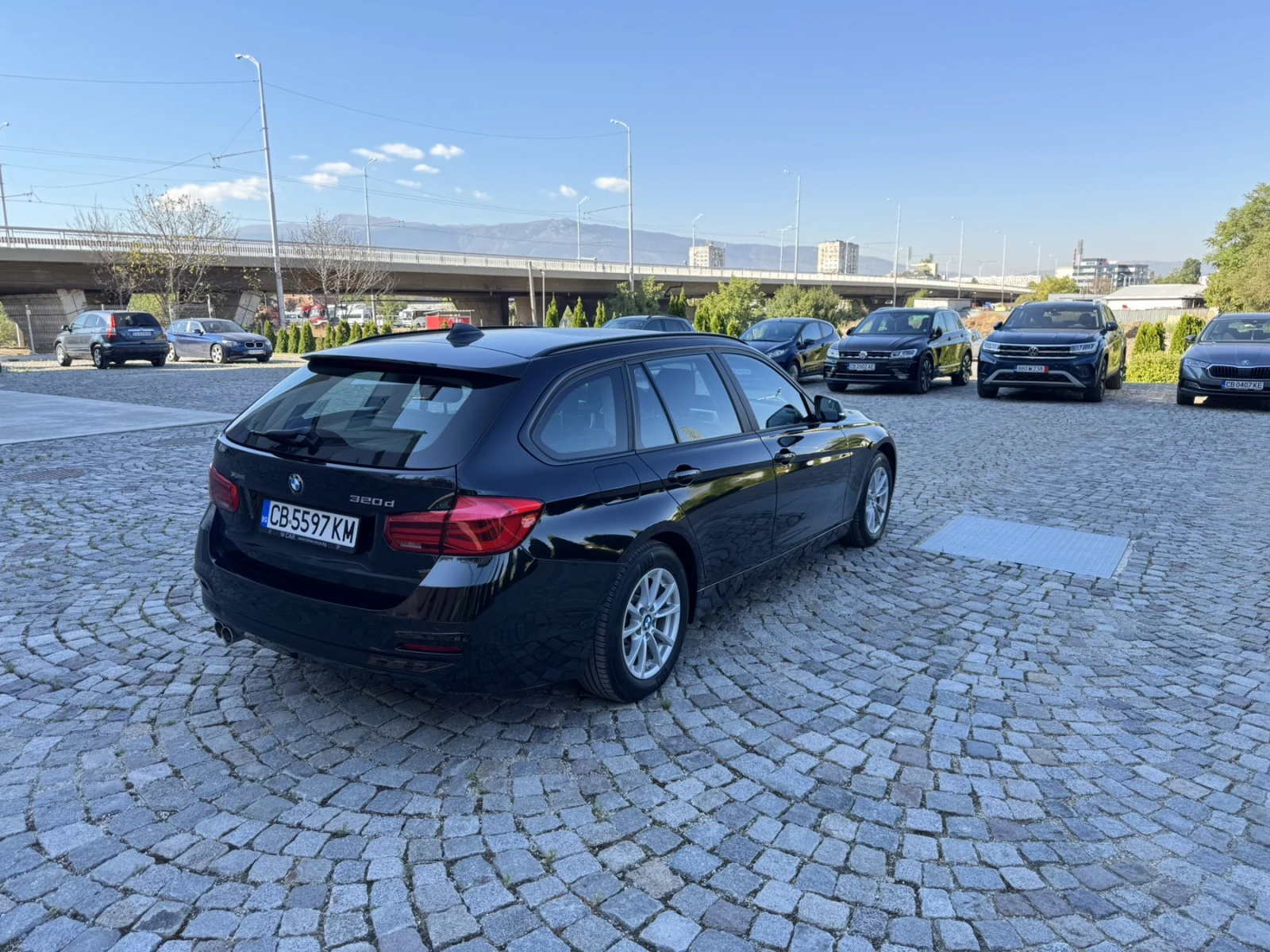 BMW 320 xDrive, снимка 6 - Автомобили и джипове - 56252267