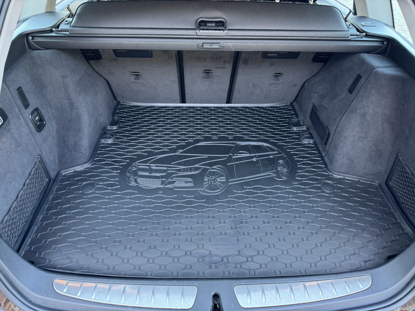 BMW 320 xDrive, снимка 12 - Автомобили и джипове - 56252267