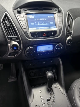 Hyundai IX35 2.0i* AUTOMAT* SWISS* 4X4* KEYLESS* КОЖА* ПОДГРЕВ, снимка 7