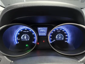 Hyundai IX35 2.0i* AUTOMAT* SWISS* 4X4* KEYLESS* КОЖА* ПОДГРЕВ, снимка 12
