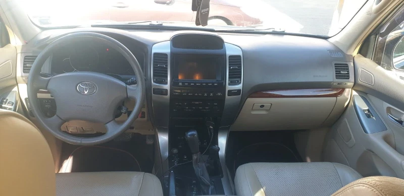 Toyota Land cruiser 3.0 TDI, снимка 10 - Автомобили и джипове - 52838762