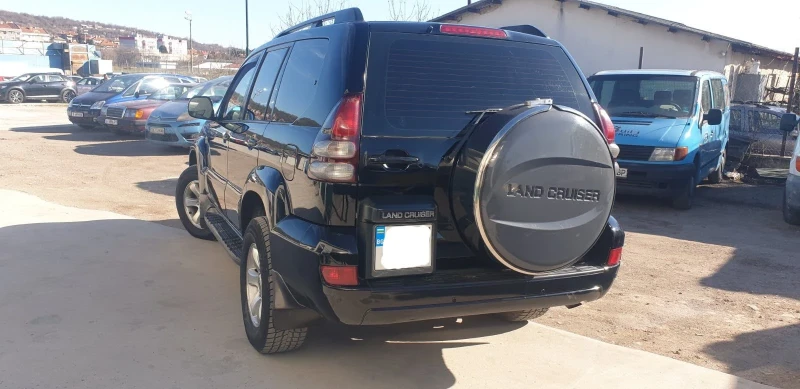 Toyota Land cruiser 3.0 TDI, снимка 5 - Автомобили и джипове - 52838762