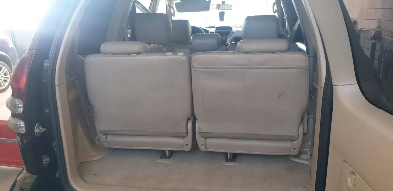 Toyota Land cruiser 3.0 TDI, снимка 8 - Автомобили и джипове - 52838762