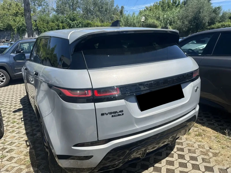 Land Rover Range Rover Evoque 2.0 R-Dynamic, снимка 3 - Автомобили и джипове - 51606577