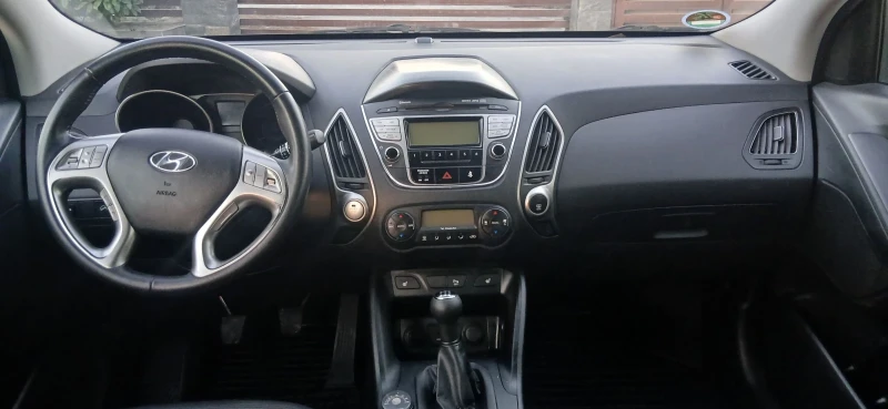 Hyundai IX35 2.0 Style 2WD, снимка 7 - Автомобили и джипове - 52427989