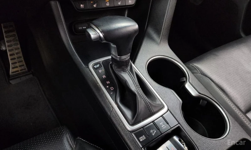 Kia Sportage, снимка 9 - Автомобили и джипове - 53294882