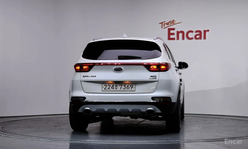 Kia Sportage, снимка 4 - Автомобили и джипове - 53294882