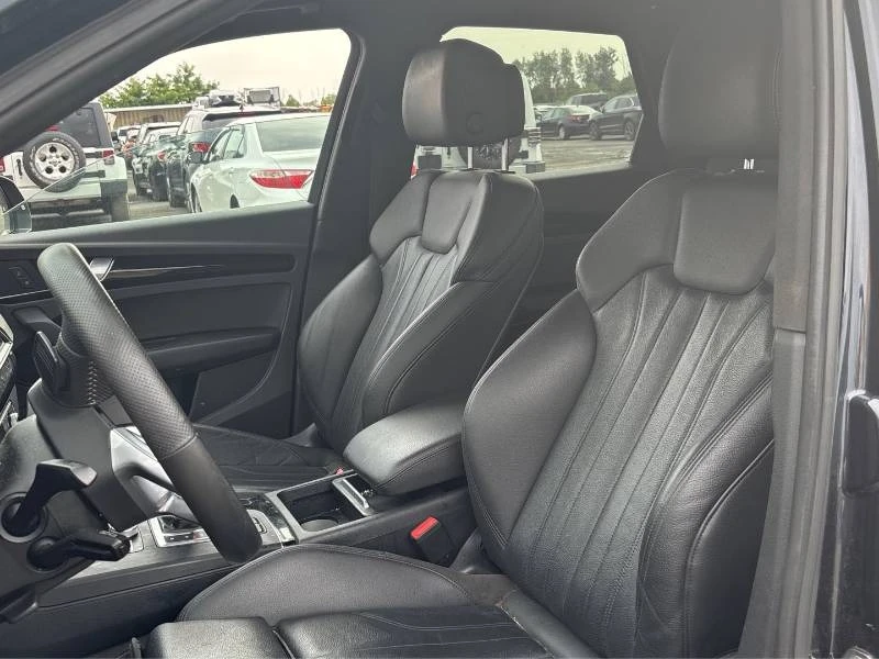 Audi Q5 * Technik * ДИГИТАЛНО * 360 * CARFAX, снимка 7 - Автомобили и джипове - 55652299