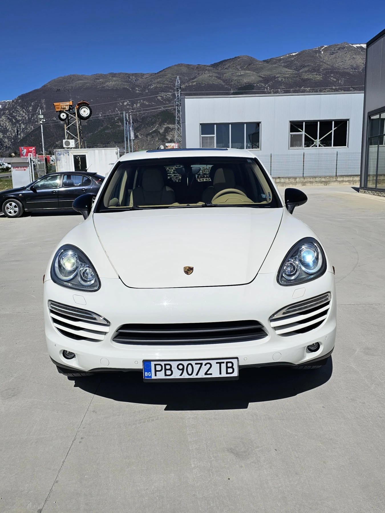 Porsche Cayenne  - изображение 2