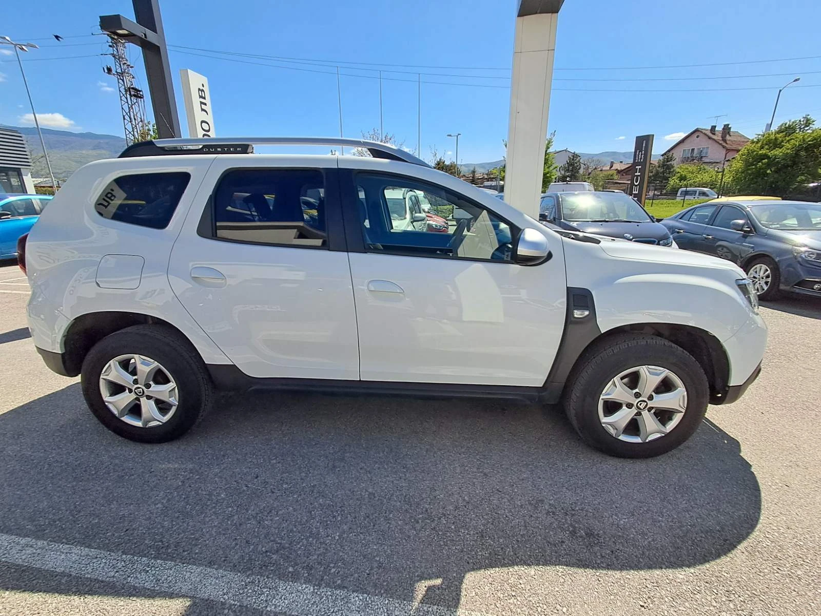 Dacia Duster 1.6SCe LPG 115k.c. - изображение 8