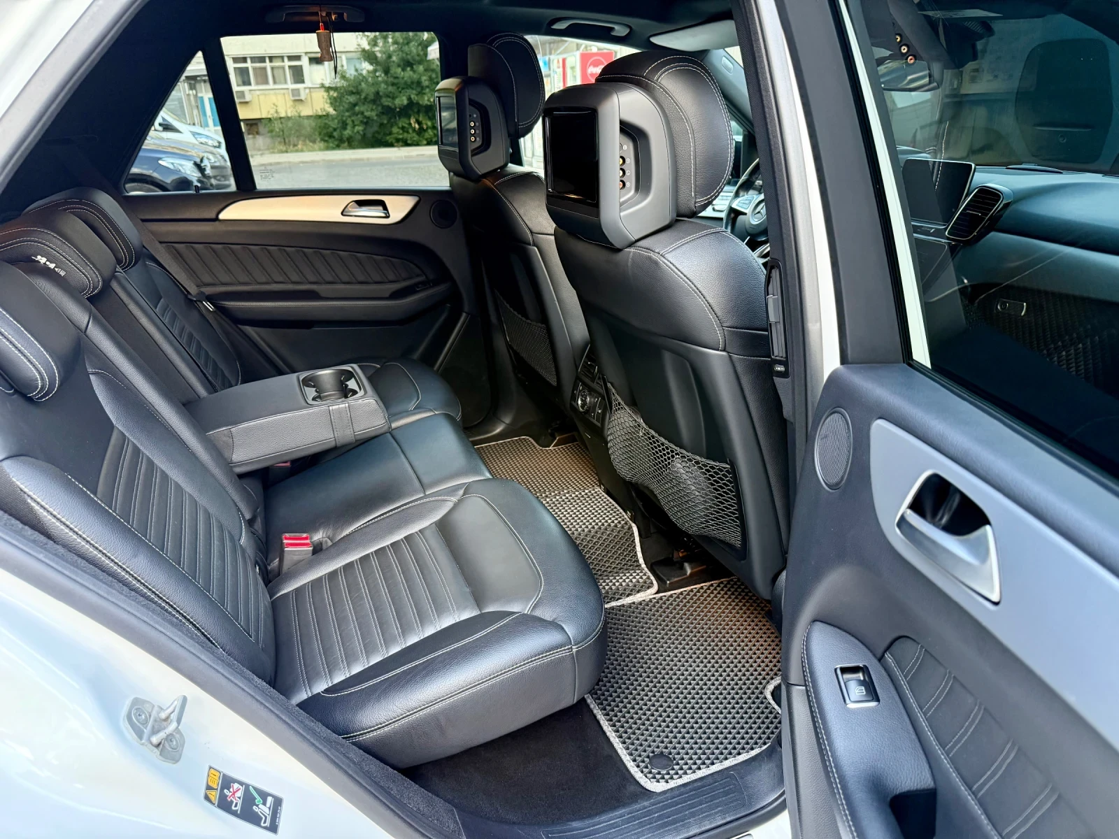 Mercedes-Benz GLE 350 4-MATIC - изображение 9