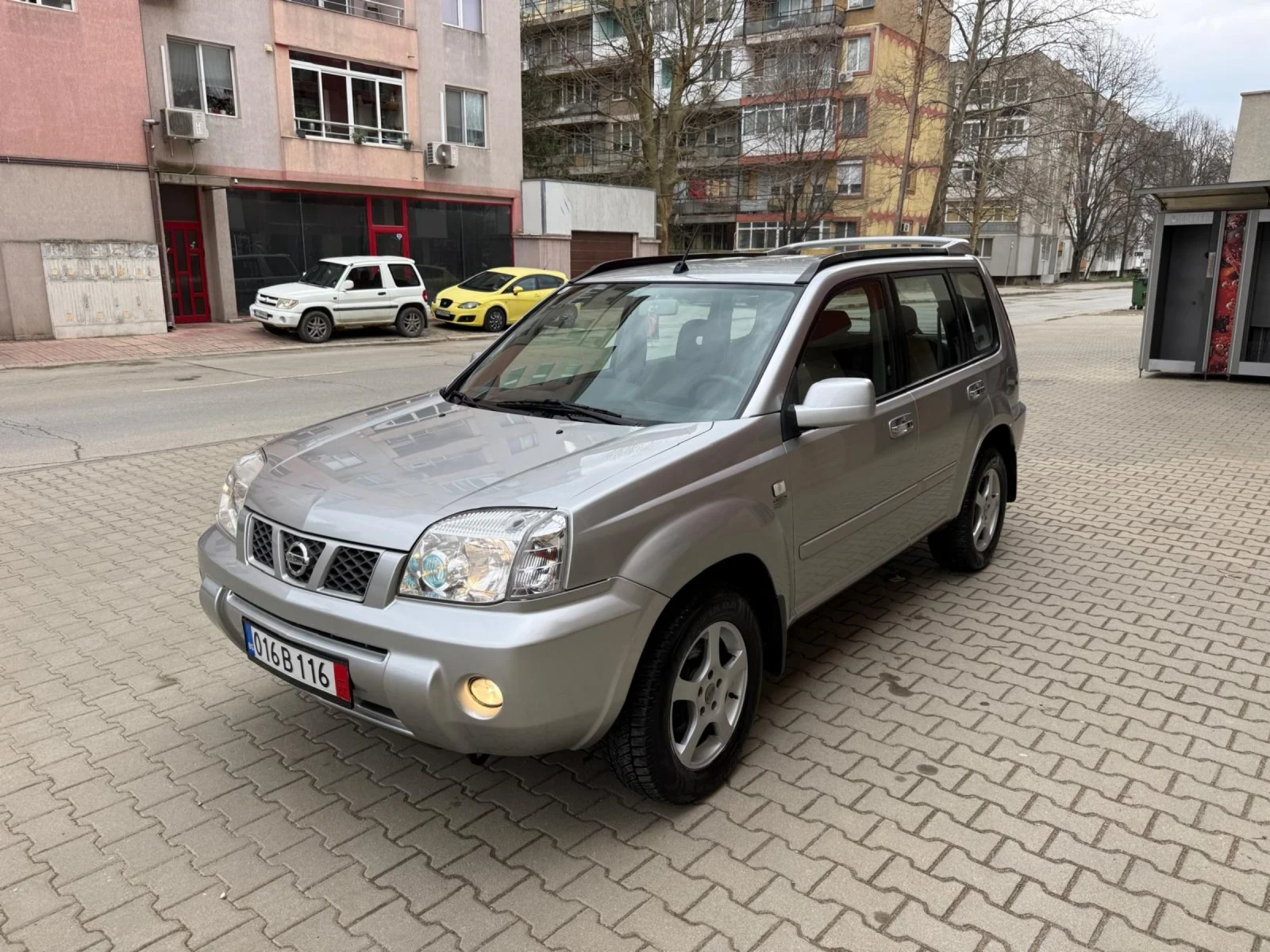 Nissan X-trail, снимка 2 - Автомобили и джипове - 54000633
