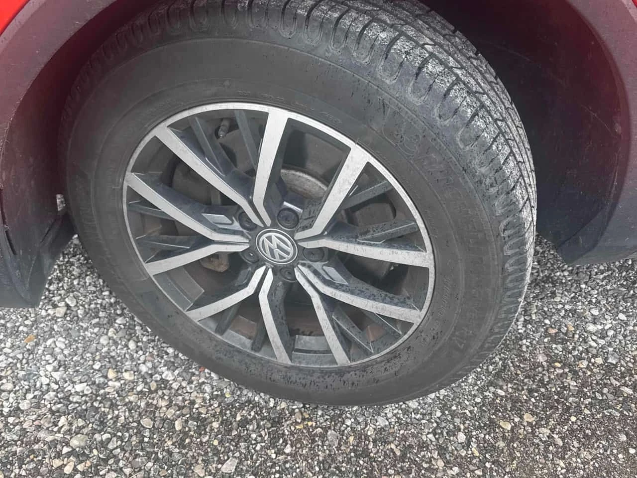 VW Tiguan * Comfortline * CARFAX * ЦЕНА ДО БГ, снимка 7 - Автомобили и джипове - 54430097