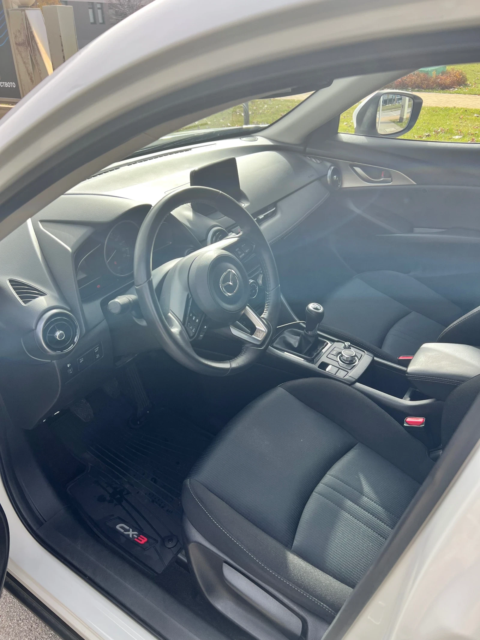 Mazda CX-3, снимка 9 - Автомобили и джипове - 54484204