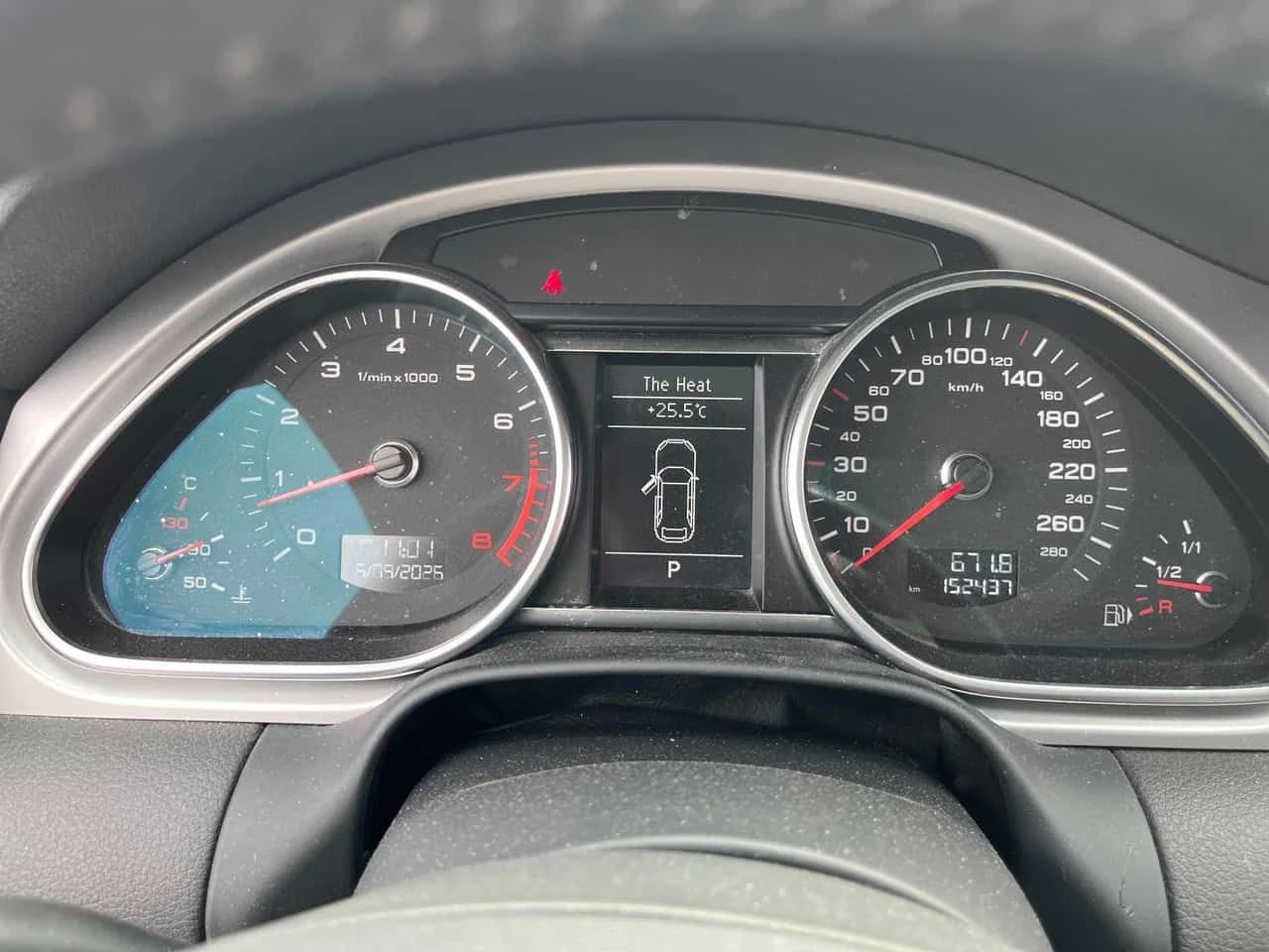 Audi Q7 * 3.0L * CARFAX * ОТ ПРЕДСТАВИТЕЛСТВО, снимка 8 - Автомобили и джипове - 54920270