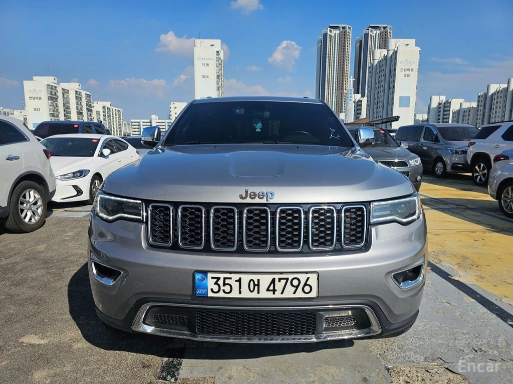 Jeep Grand cherokee 3.6* V6* 8ZF* ПОДГРЕВ* ОБДУХВАНЕ* КАМЕРА* ПАНОРАМА, снимка 3 - Автомобили и джипове - 56234084