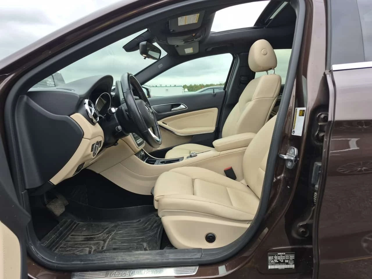 Mercedes-Benz GLA * 250 * CARFAX *  | Mobile.bg � ����������� 5
