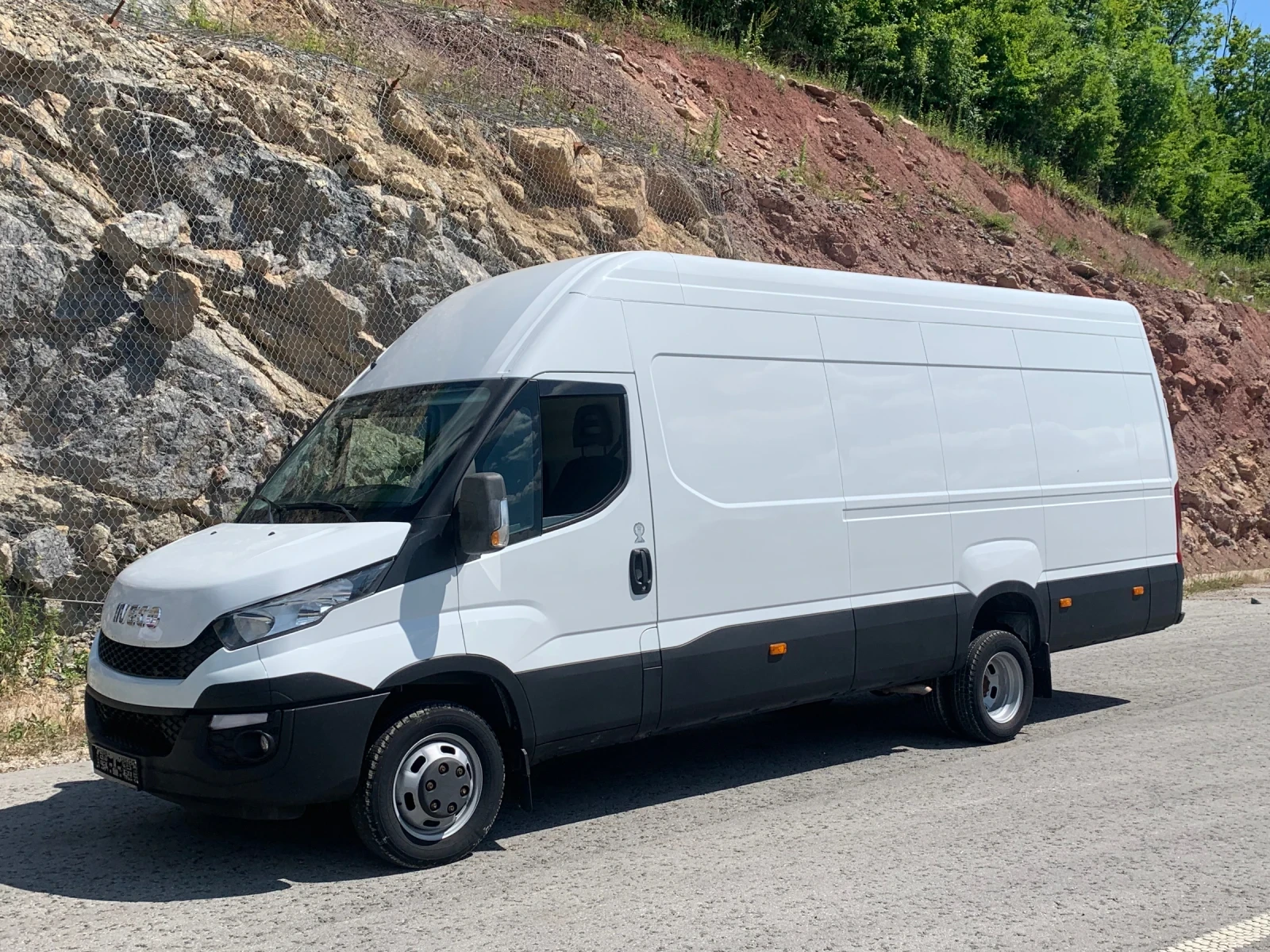 Iveco Daily Maxi XXL 5.20m - изображение 2