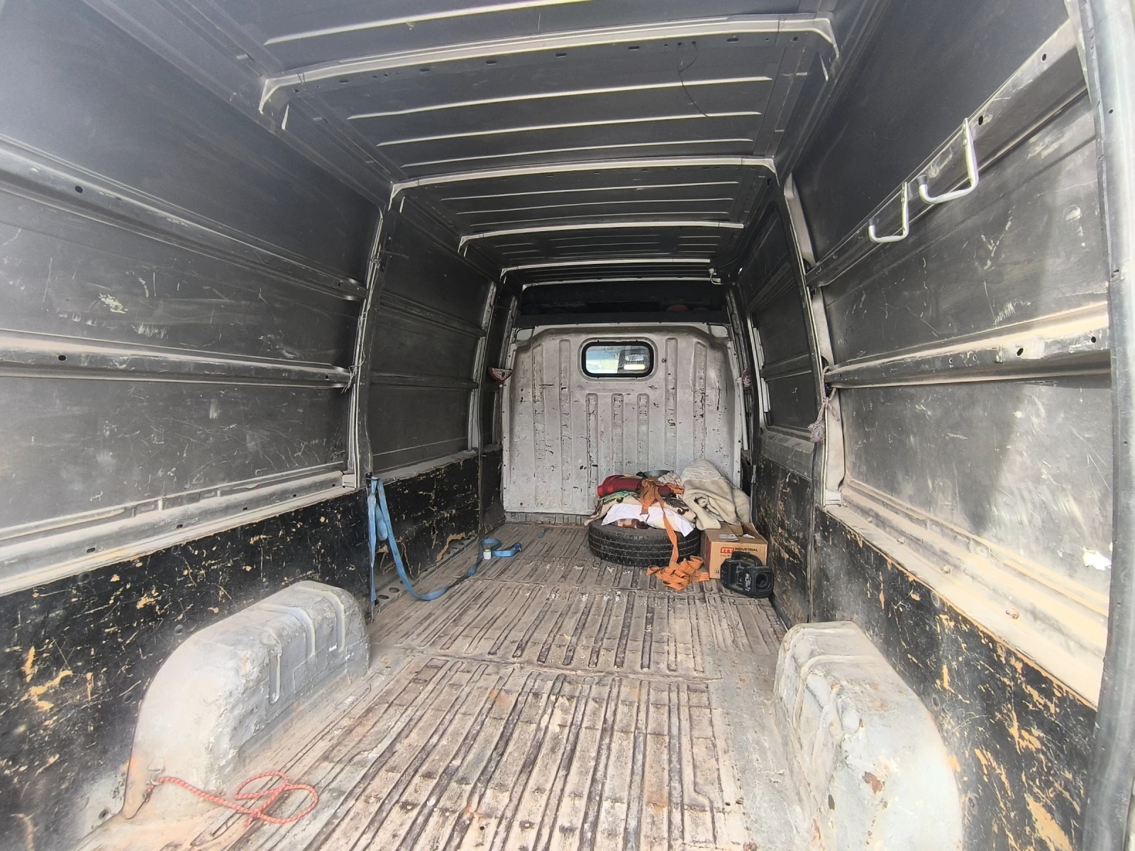 Fiat Ducato 2.8 iTDT, снимка 5 - Бусове и автобуси - 56453609