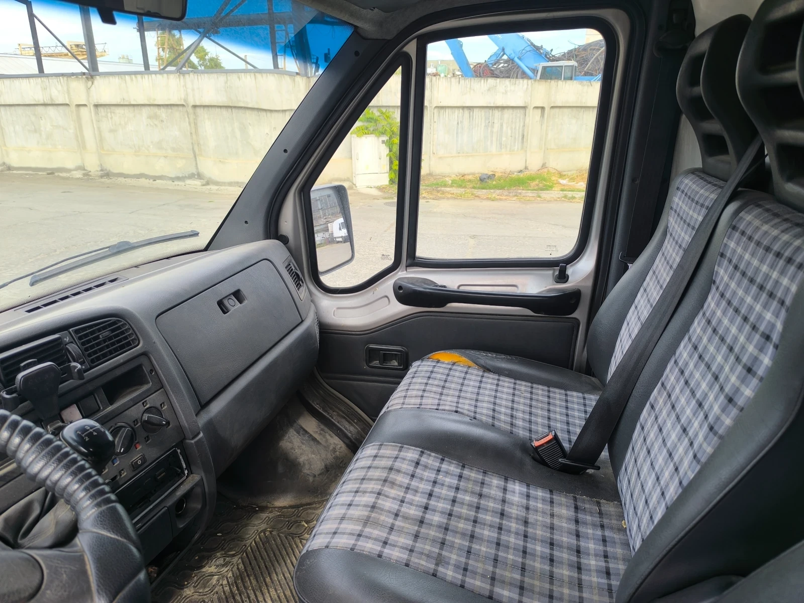 Fiat Ducato 2.8 iTDT, снимка 9 - Бусове и автобуси - 56453609