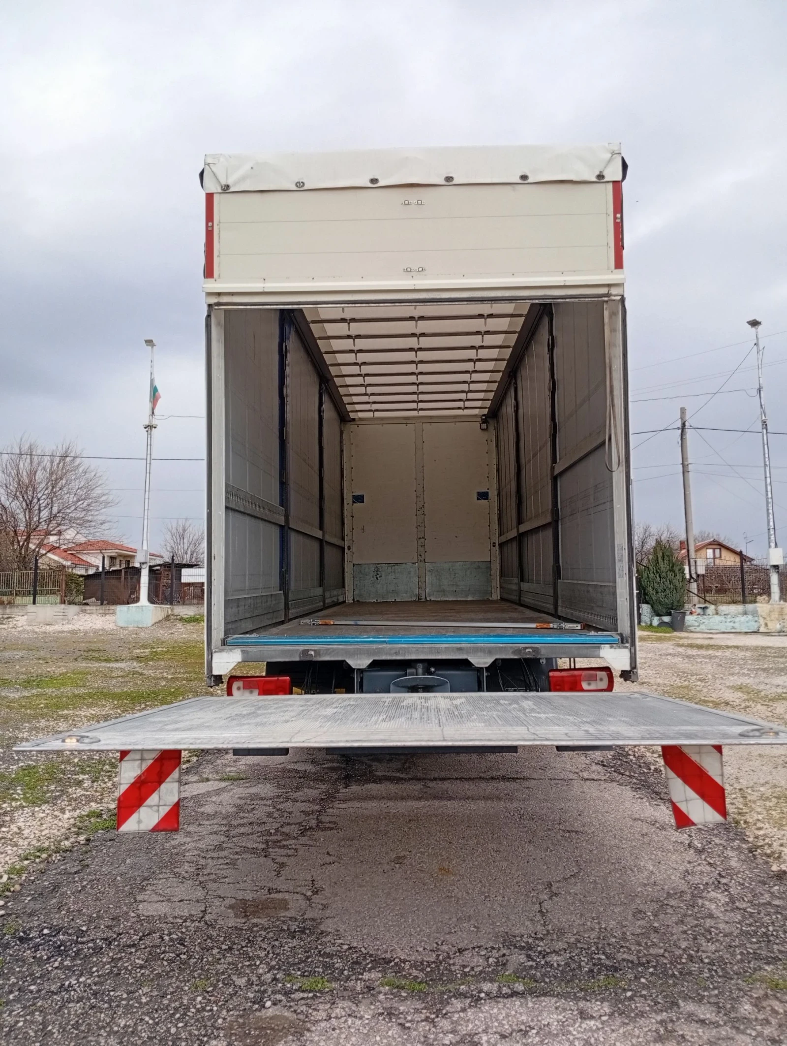 Daf CF Мега -Д-8m /В-2.98m /Падащ борд - изображение 10