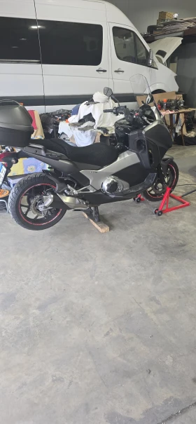 Honda Integra 750i  ABS | Mobile.bg    12
