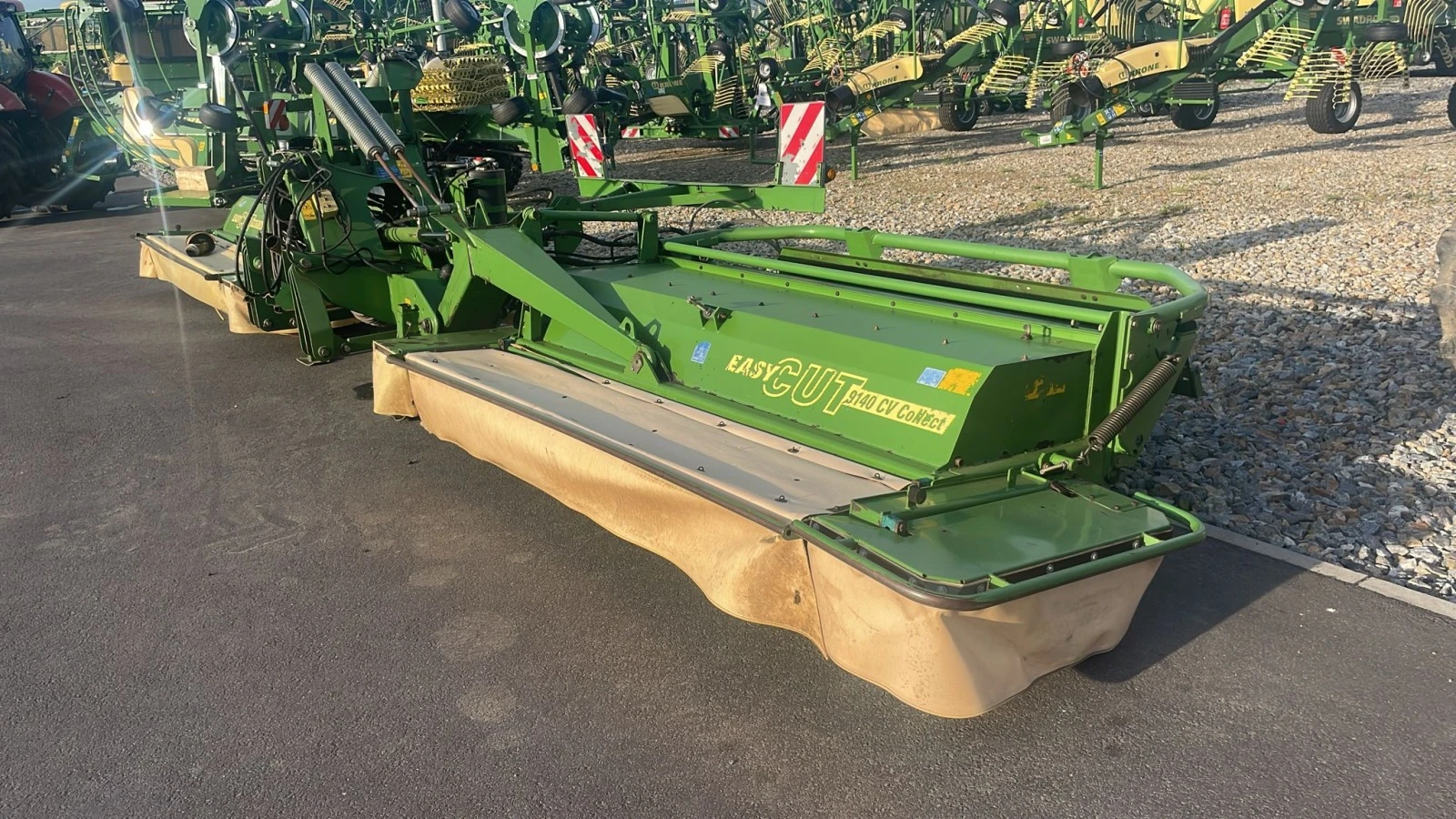 Сенокосачка Krone Easycut 9140 Collect + F320CV  налична - изображение 9