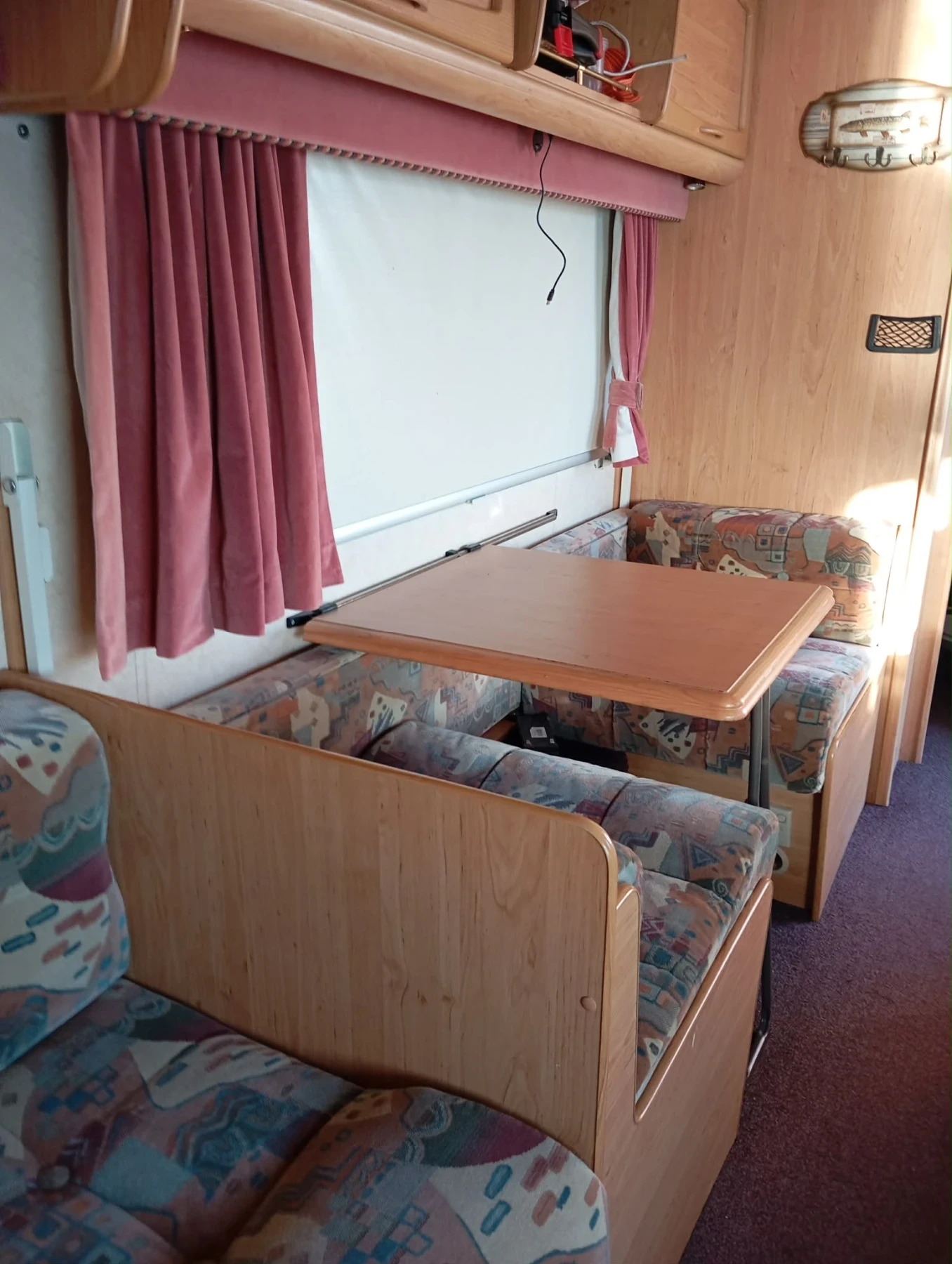 Каравана Swift Challenger 530 SE, снимка 6 - Каравани и кемпери - 53938477