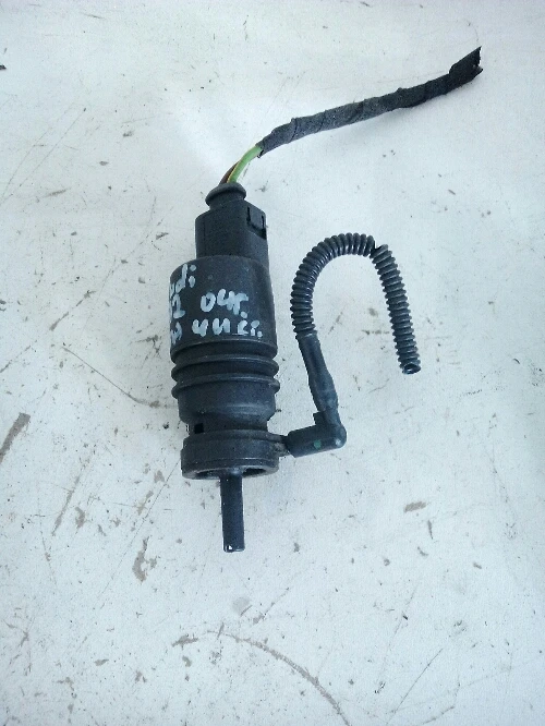 Помпа чистачки Ауди А2