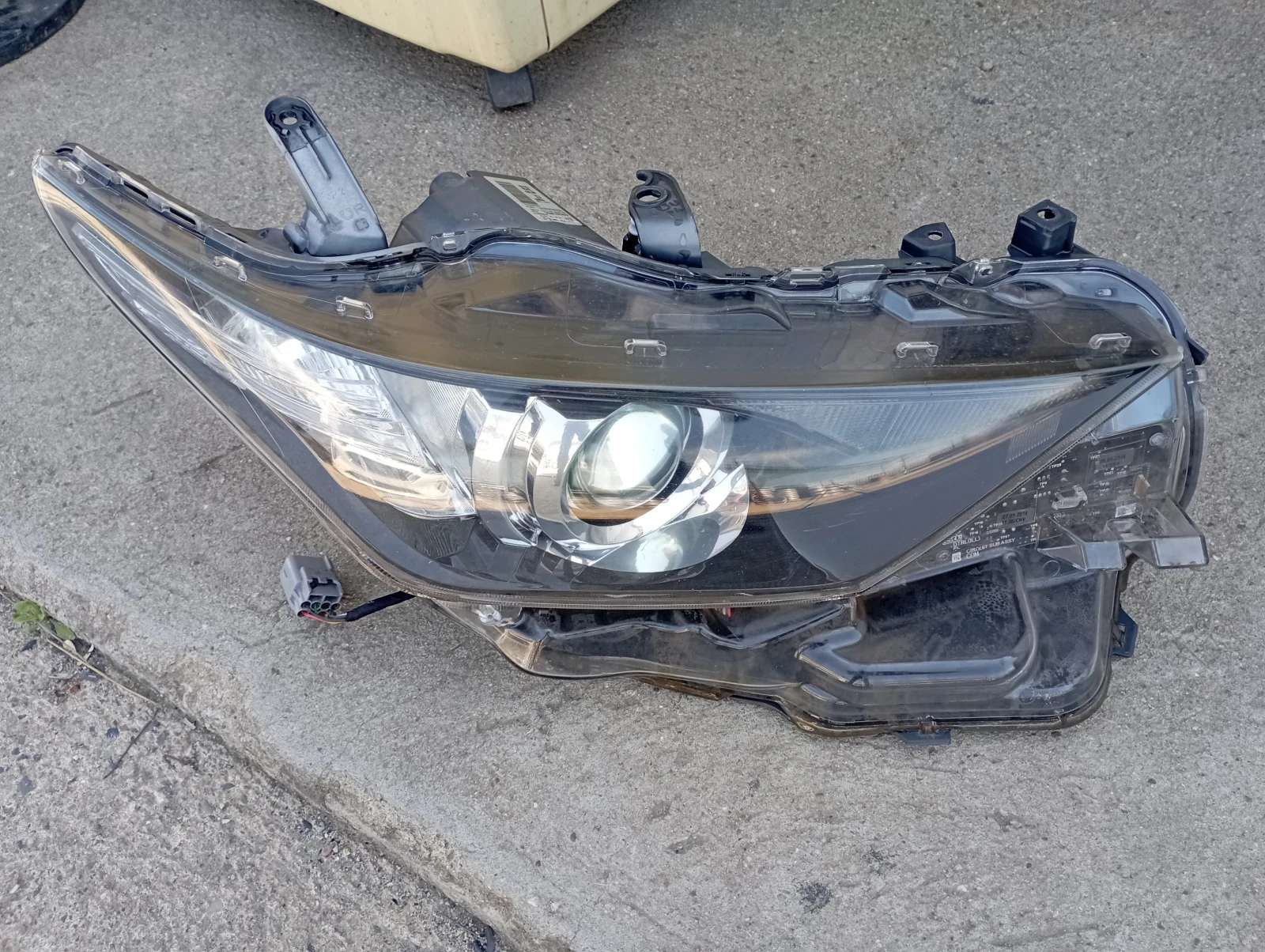    TOYOTA AURIS VALEO 2015-2019....81110-02K30.... | Mobile.bg   1