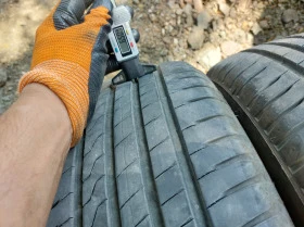 Гуми Летни 215/55R17, снимка 3