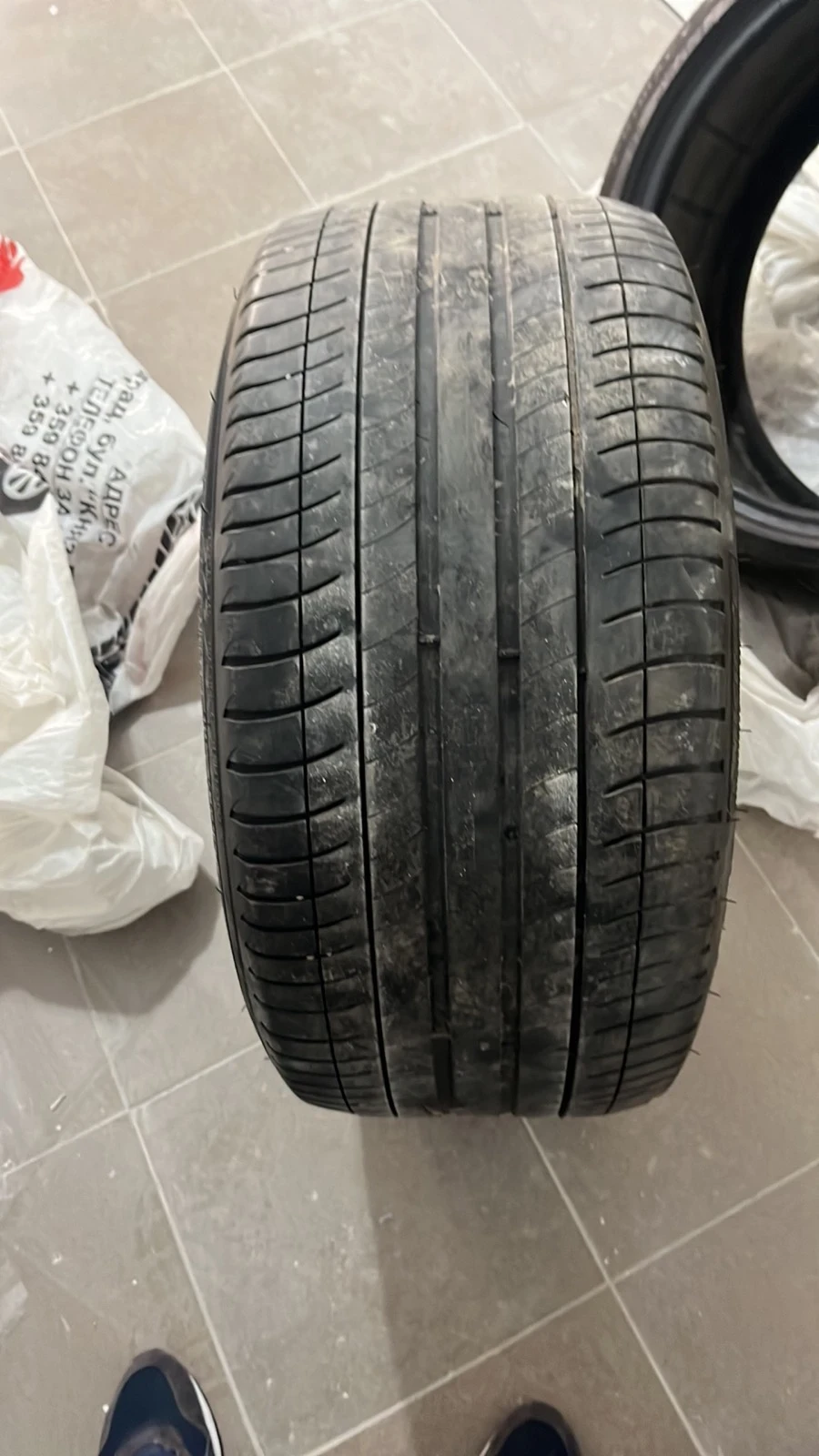 Гуми Летни 275/35R19, снимка 7 - Гуми и джанти - 53966704