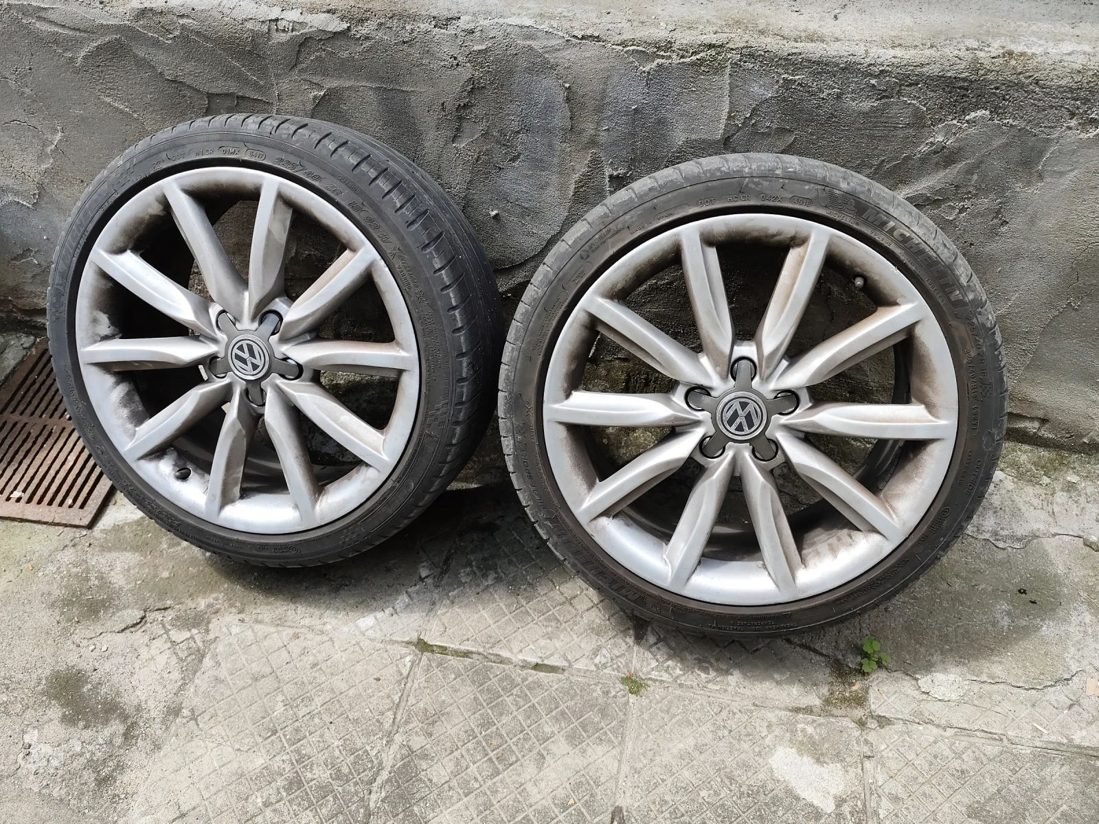 Гуми с джанти Michelin 105/55R16, снимка 4 - Гуми и джанти - 54391833